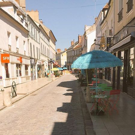 Le Studio Cosy D'Angelique Et David Avec Parking 朗布依埃 外观 照片
